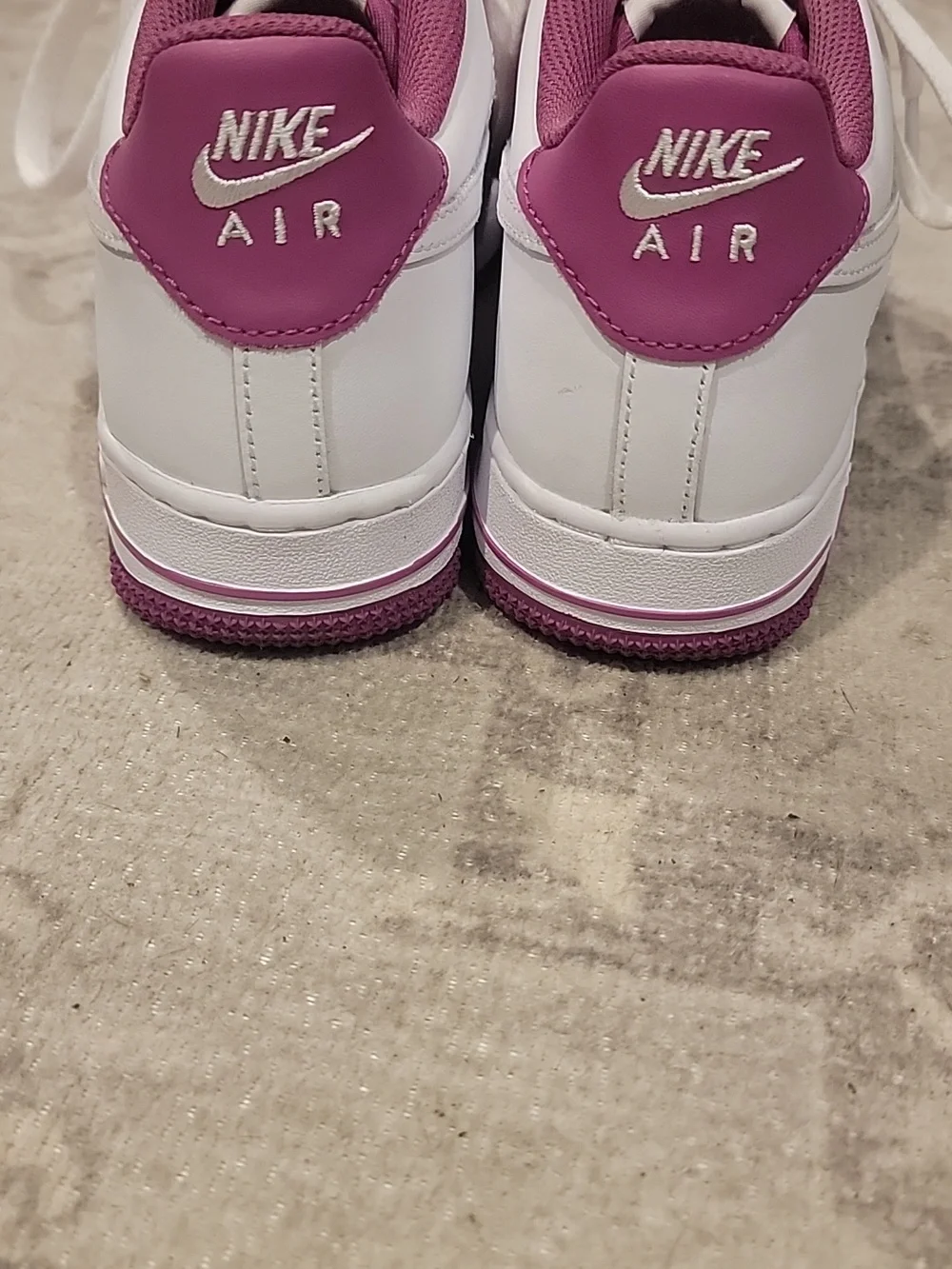 Nike Air Force 1 Low White & Magenta Sneakers Youth/Women~Size 6Y~New W/O Box